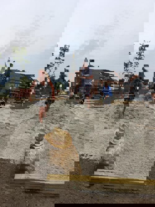 Et billede af Trykkeriparken, der viser parkens udvikling over tid.