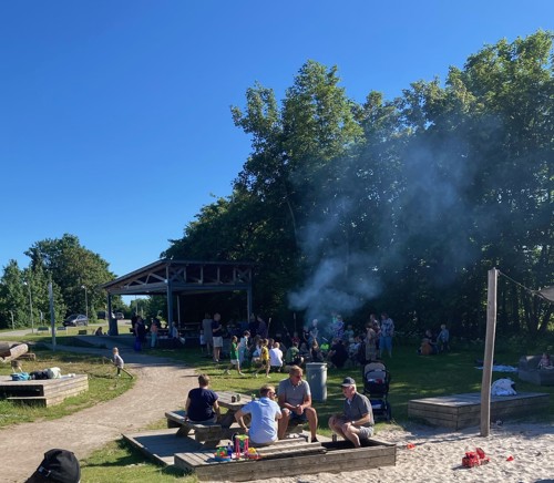 Et billede af Trykkeriparken, der viser parkens udvikling over tid.